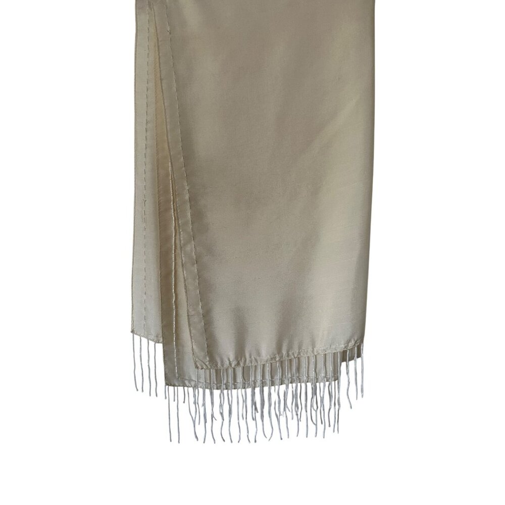 Ivory Silk Shawl With Elegant Beaded Fringe ❤️❤️Beautiful❤️❤️